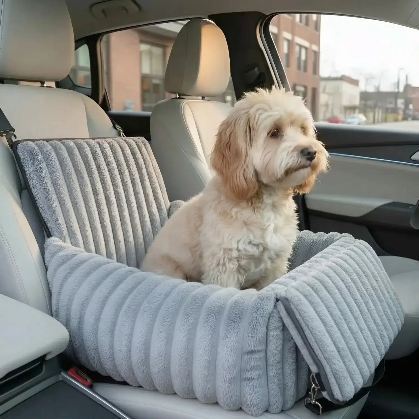MrFluffyFriend - Best Car Seat for Dog