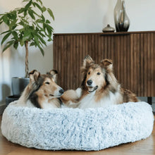 Load image into Gallery viewer, MrFluffyFriend™ - World&#39;s #1 Anxiety Relieving Dog Bed
